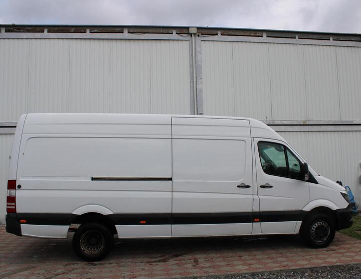 Mercedes-Benz Sprinter 3
