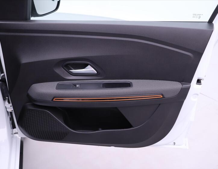 Dacia Sandero 13