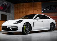 Porsche Panamera 1