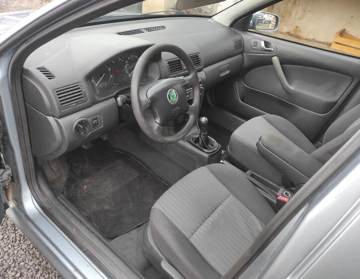 Škoda Octavia 9