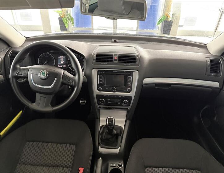 Škoda Octavia 9