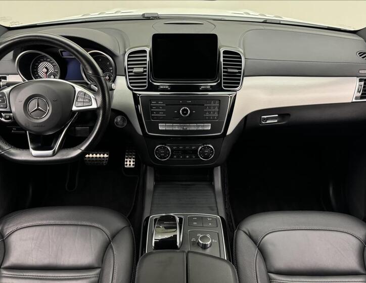 Mercedes-Benz GLE 7