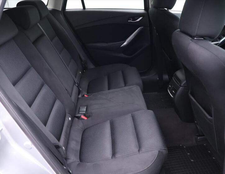 Mazda 6 12