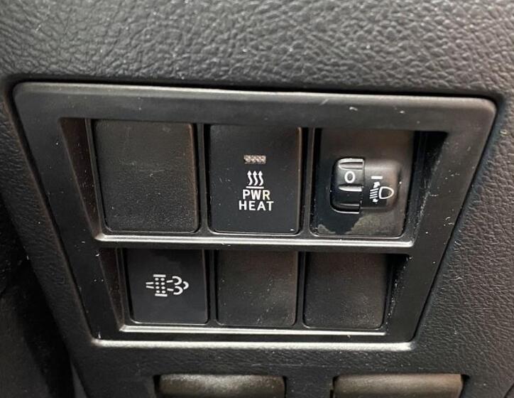 Toyota Hilux 30