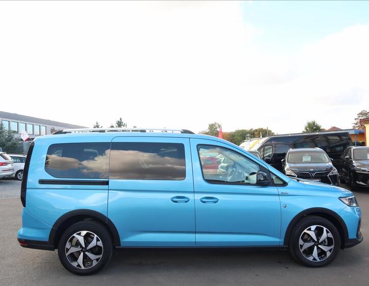Ford Tourneo Connect 5