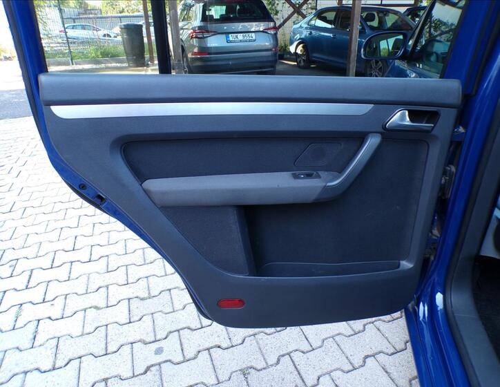 Volkswagen Touran 21