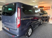Ford Tourneo Custom 6