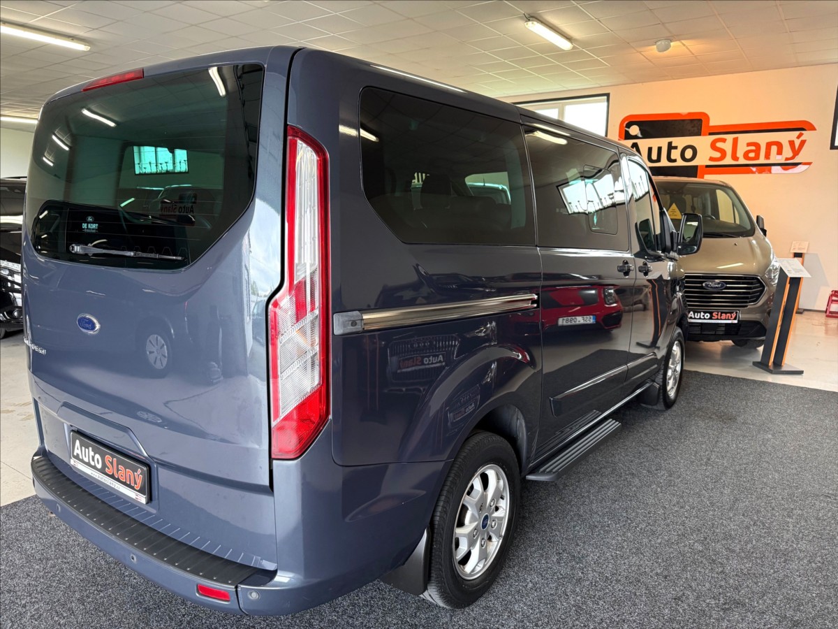 Ford Tourneo Custom