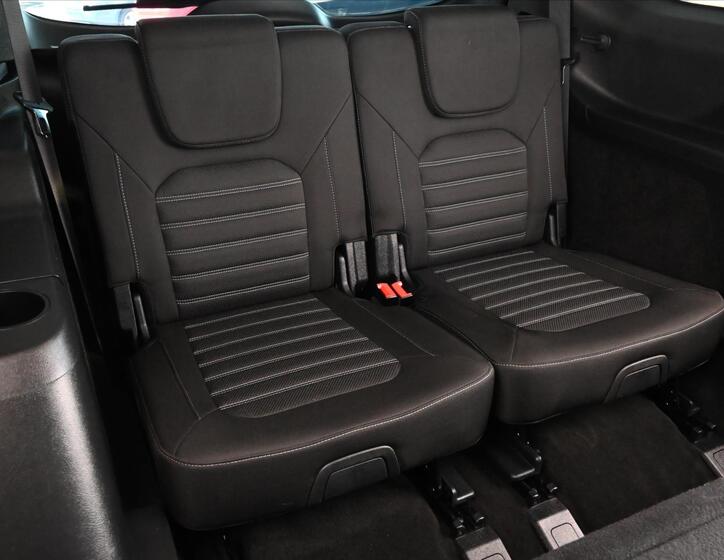 Ford Galaxy 31