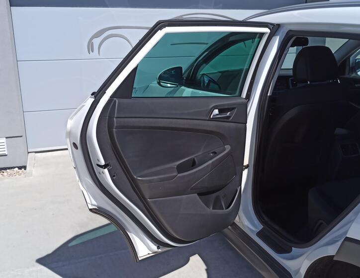 Hyundai Tucson 24