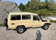 Toyota Land Cruiser 8