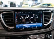Chrysler Pacifica 27