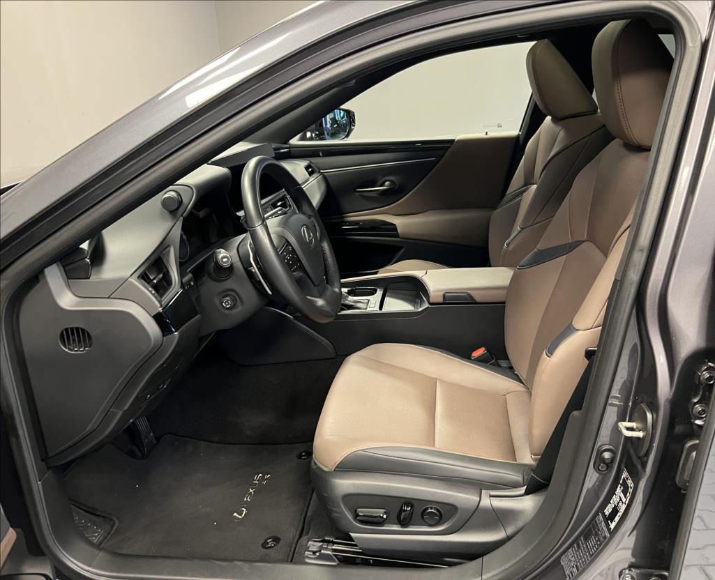 Lexus ES 300h
