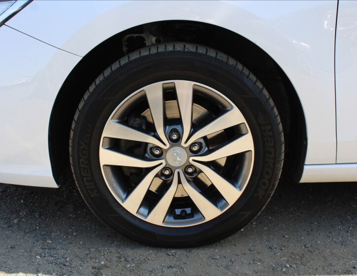 Hyundai i30 34