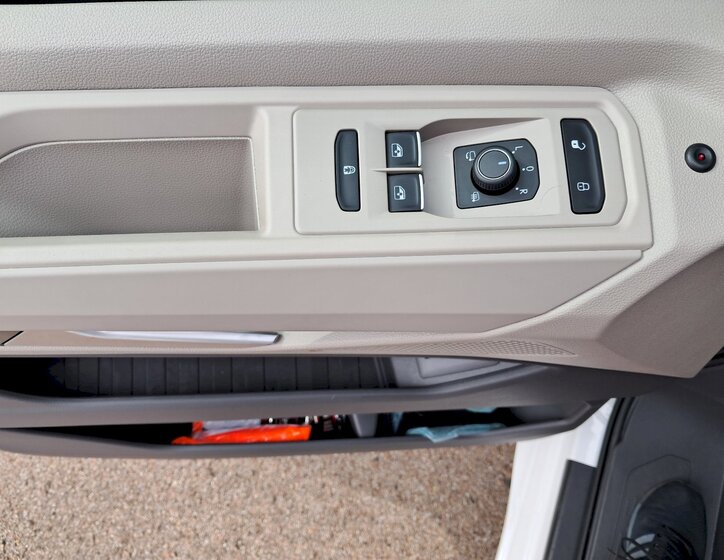 Volkswagen Multivan 17
