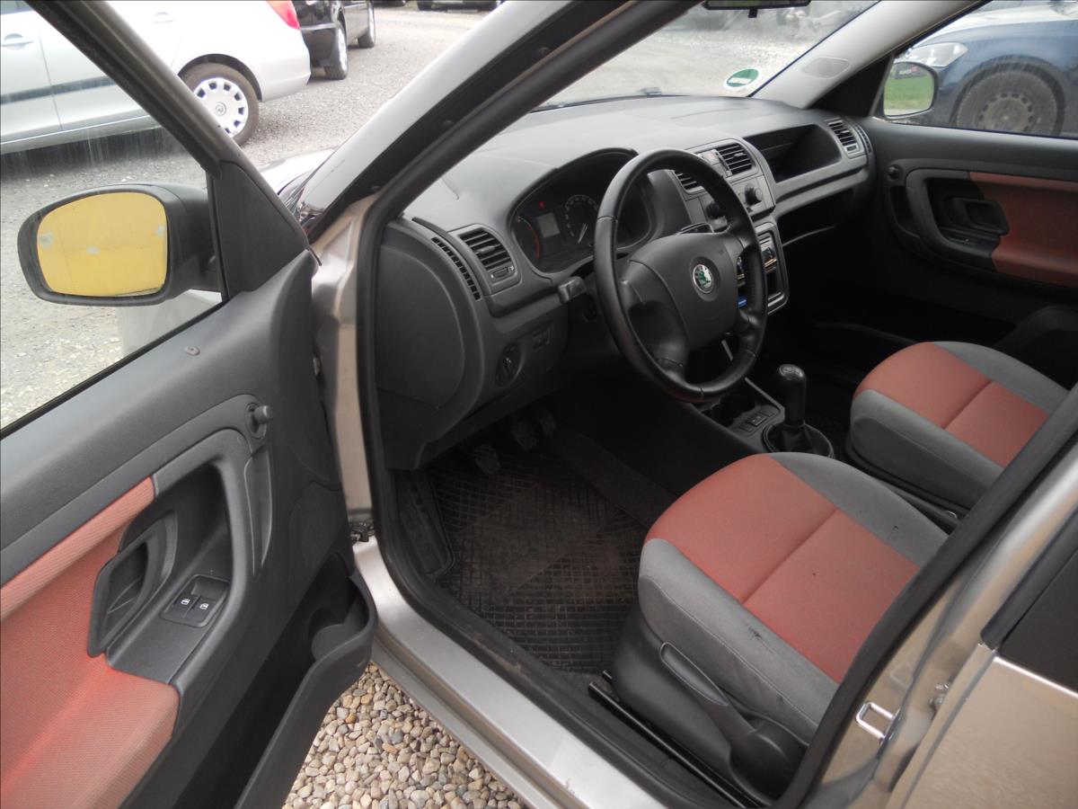 Škoda Roomster