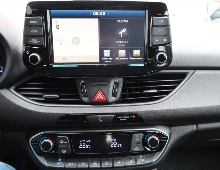 Hyundai i30 14