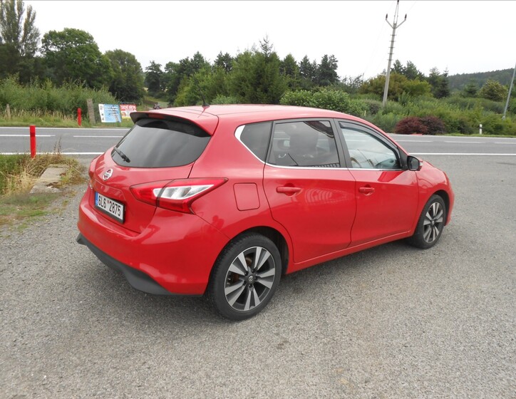 Nissan Pulsar 6