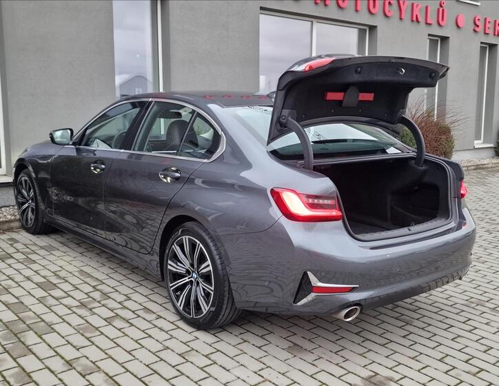 BMW Řada 3 42