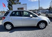 Suzuki SX4 8