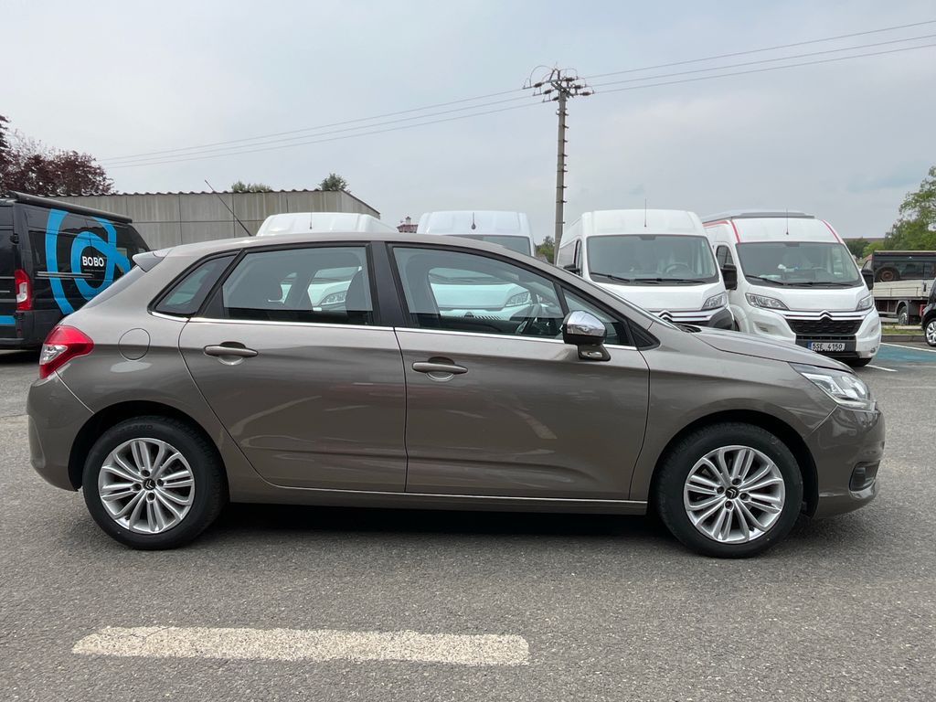 Citroën C4