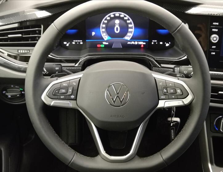 Volkswagen Polo 11