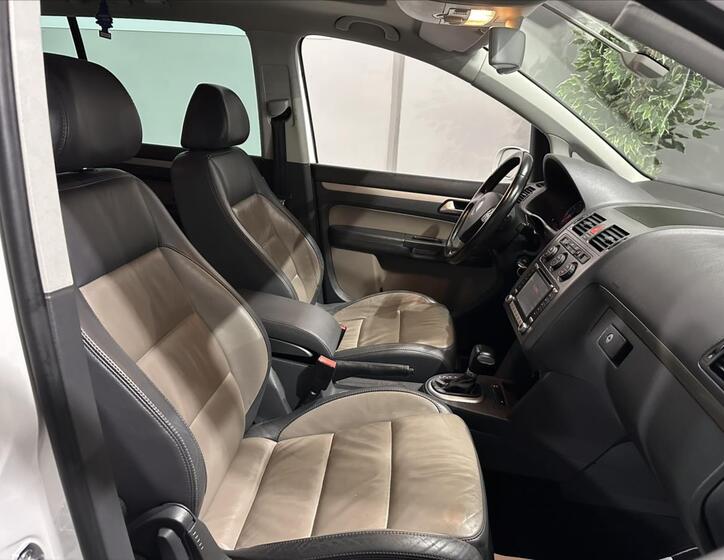Volkswagen Touran 21