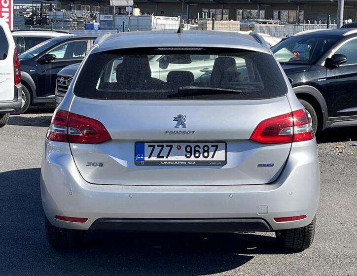 Peugeot 308 6