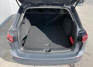 Volkswagen Golf 23