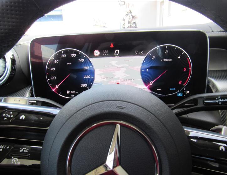 Mercedes-Benz GLC 13
