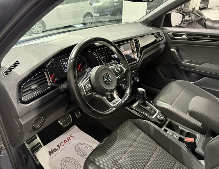 Volkswagen T-Roc 7