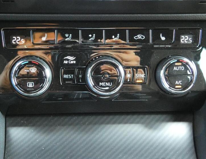 Škoda Superb 17