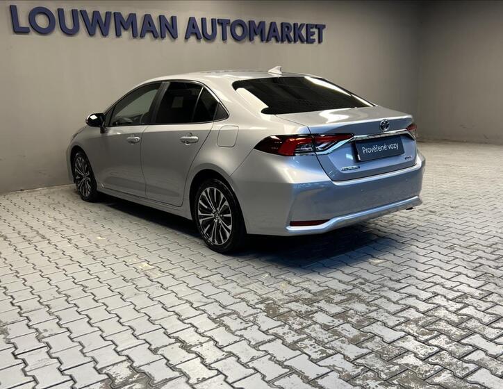 Toyota Corolla 15