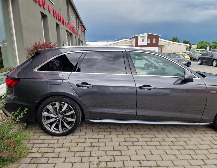 Audi A4 42