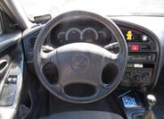 Hyundai Elantra 12