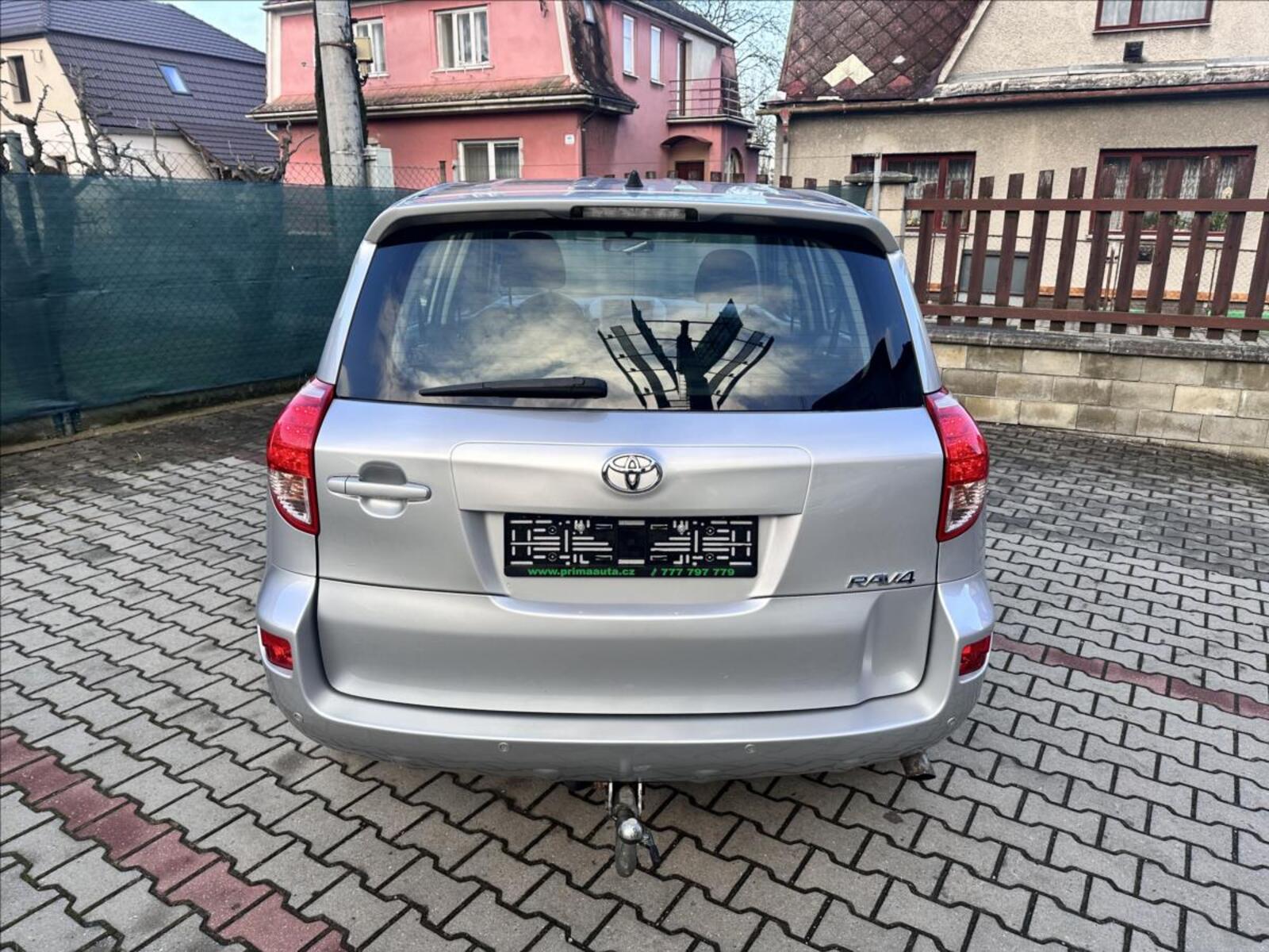 Toyota RAV4 4