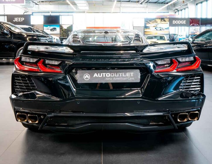 Chevrolet Corvette 4