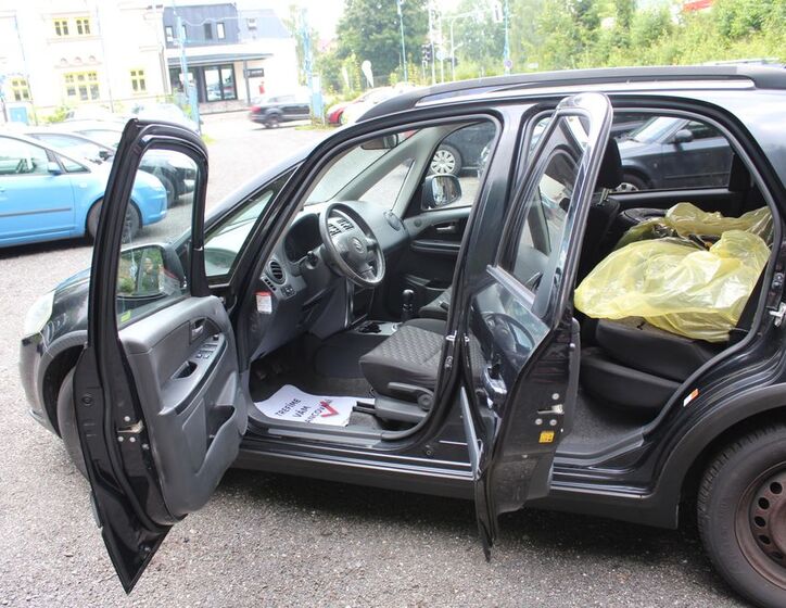 Suzuki SX4 7
