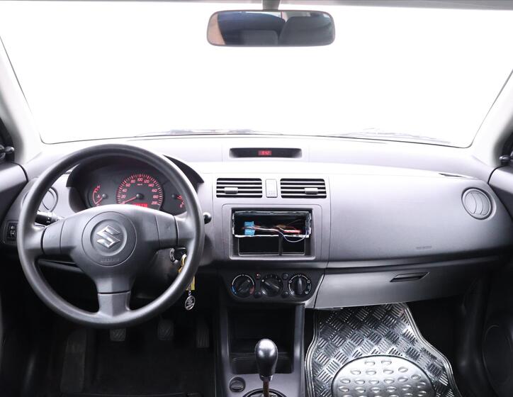 Suzuki Swift 15