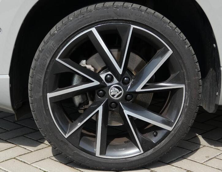 Škoda Karoq 23