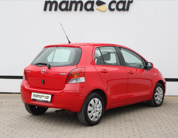 Toyota Yaris 2