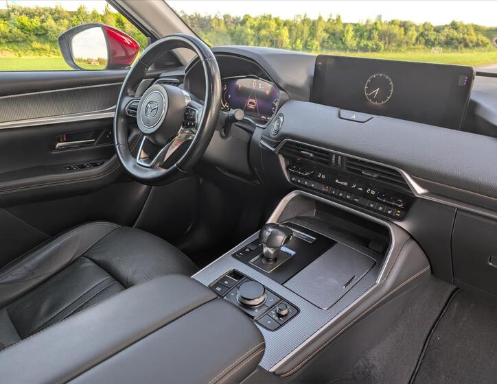 Mazda CX-60 9