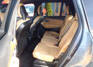 Volvo XC90 16