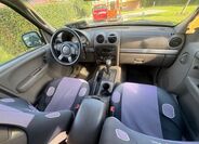 Jeep Liberty 8