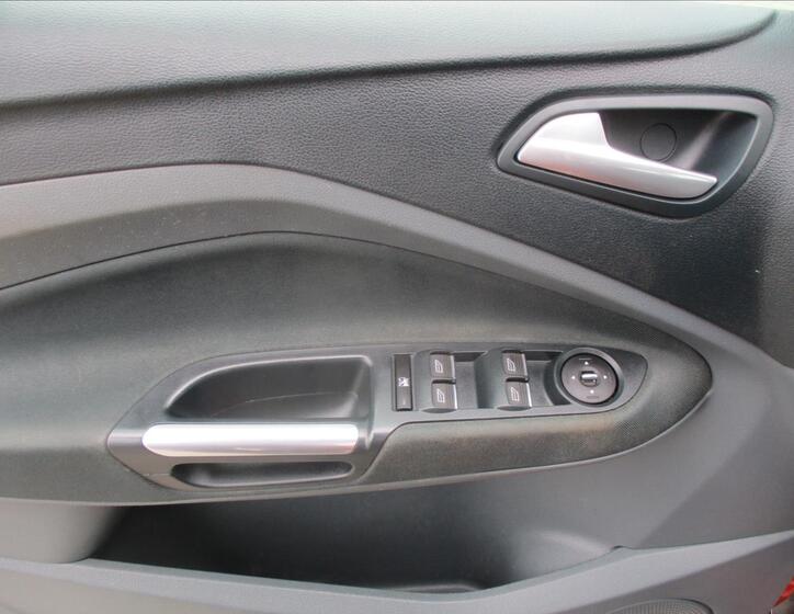 Ford C-MAX 21