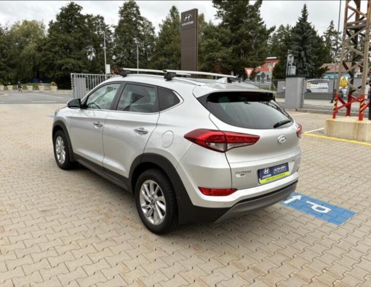 Hyundai Tucson 5