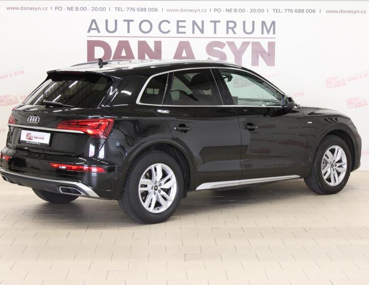 Audi Q5 4