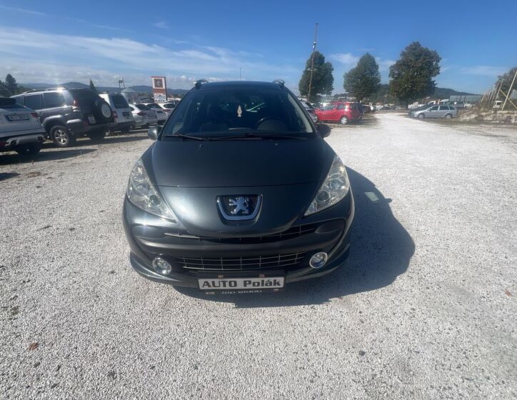 Peugeot 207 1