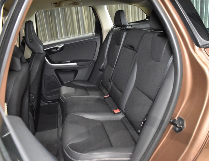 Volvo XC60 9