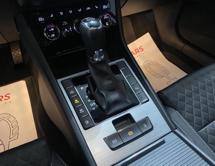 Škoda Superb 14